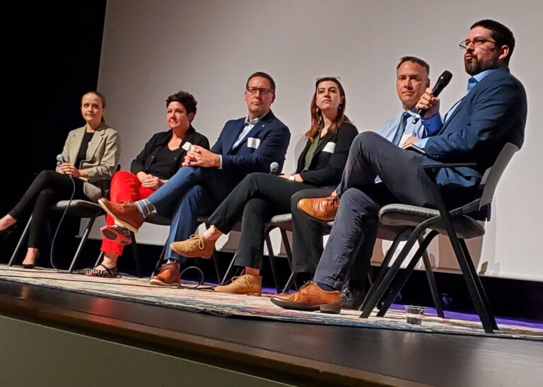 Quantum panel members.